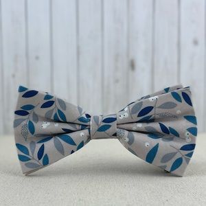 Men’s Light Gray Floral Print Bow Tie Pre-Tied Wedding Party Style Bow